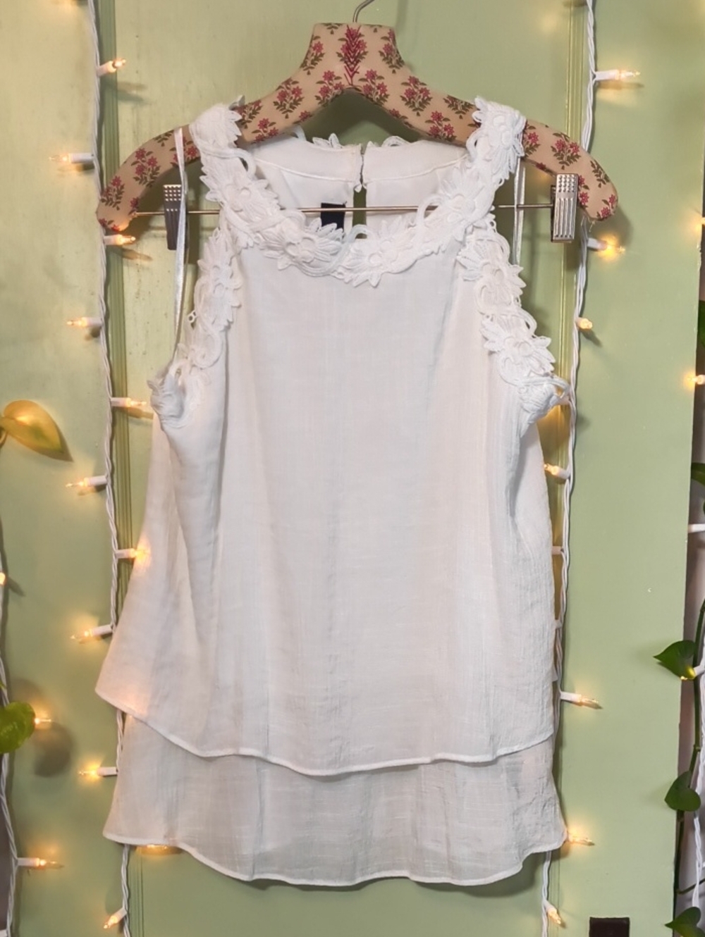 Women's BCX White Flowy Layered Lace Halter Tank Top Blouse XL